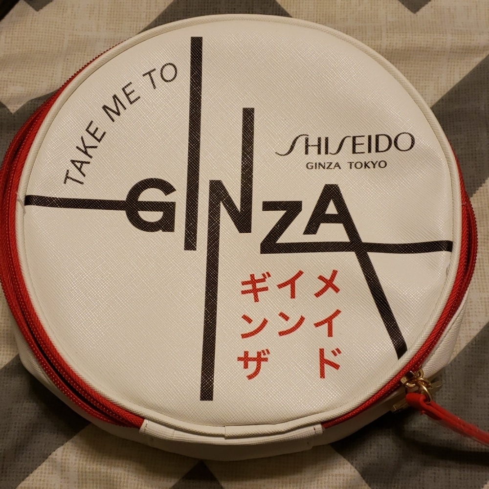 New Shiseido Make Up Bag